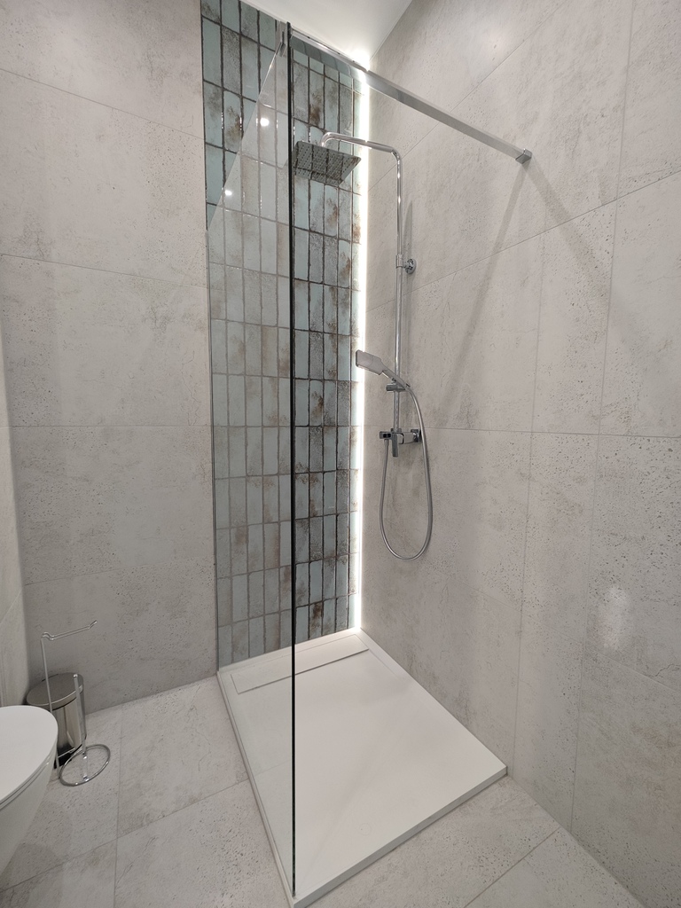 Hanza Tower, 34,68m2 plus balkon 11,22m2 + basen ! (10)