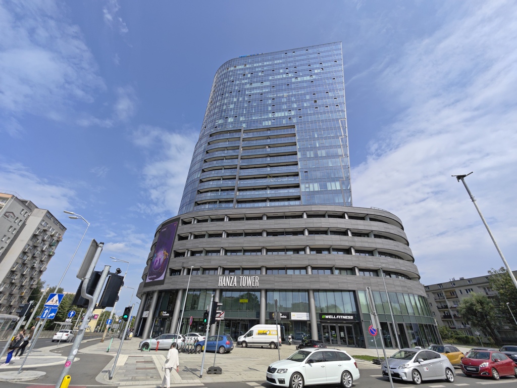 Hanza Tower, 34,68m2 plus balkon 11,22m2 + basen ! (21)