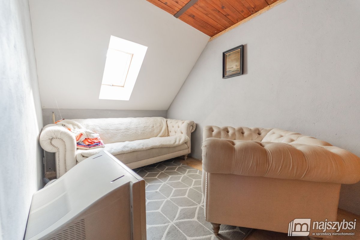 Ińsko - budynek mieszkalno - usługowy 200m od jezi (12)