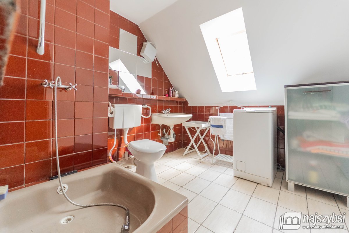 Ińsko - budynek mieszkalno - usługowy 200m od jezi (15)