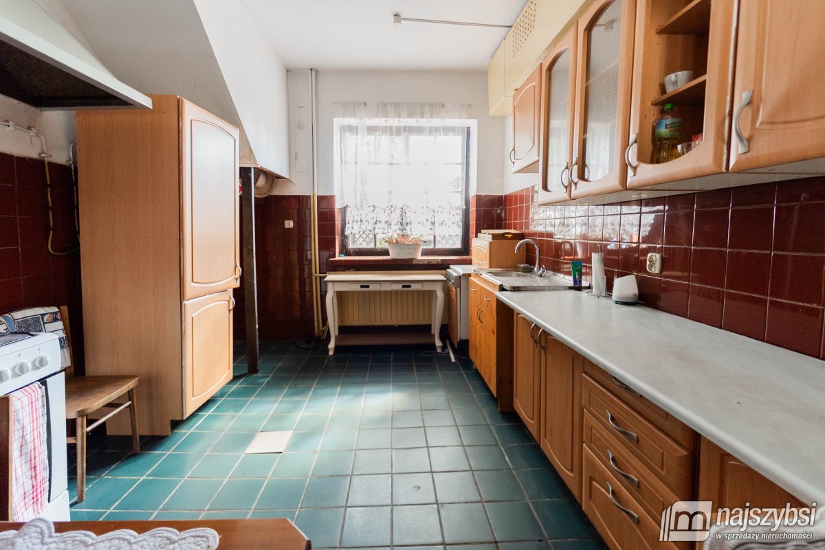 Ińsko - budynek mieszkalno - usługowy 200m od jezi (25)