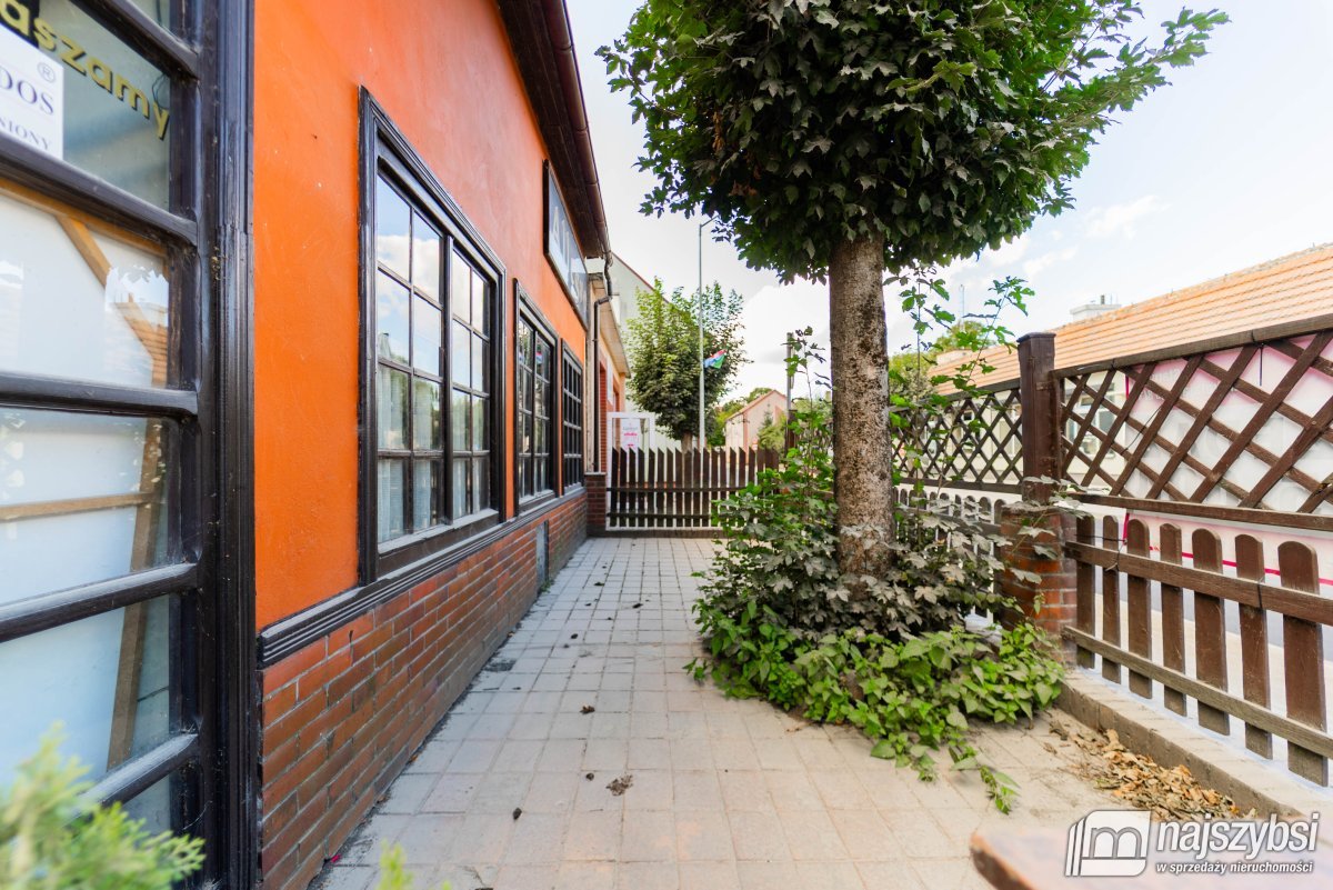 Ińsko - budynek mieszkalno - usługowy 200m od jezi (30)