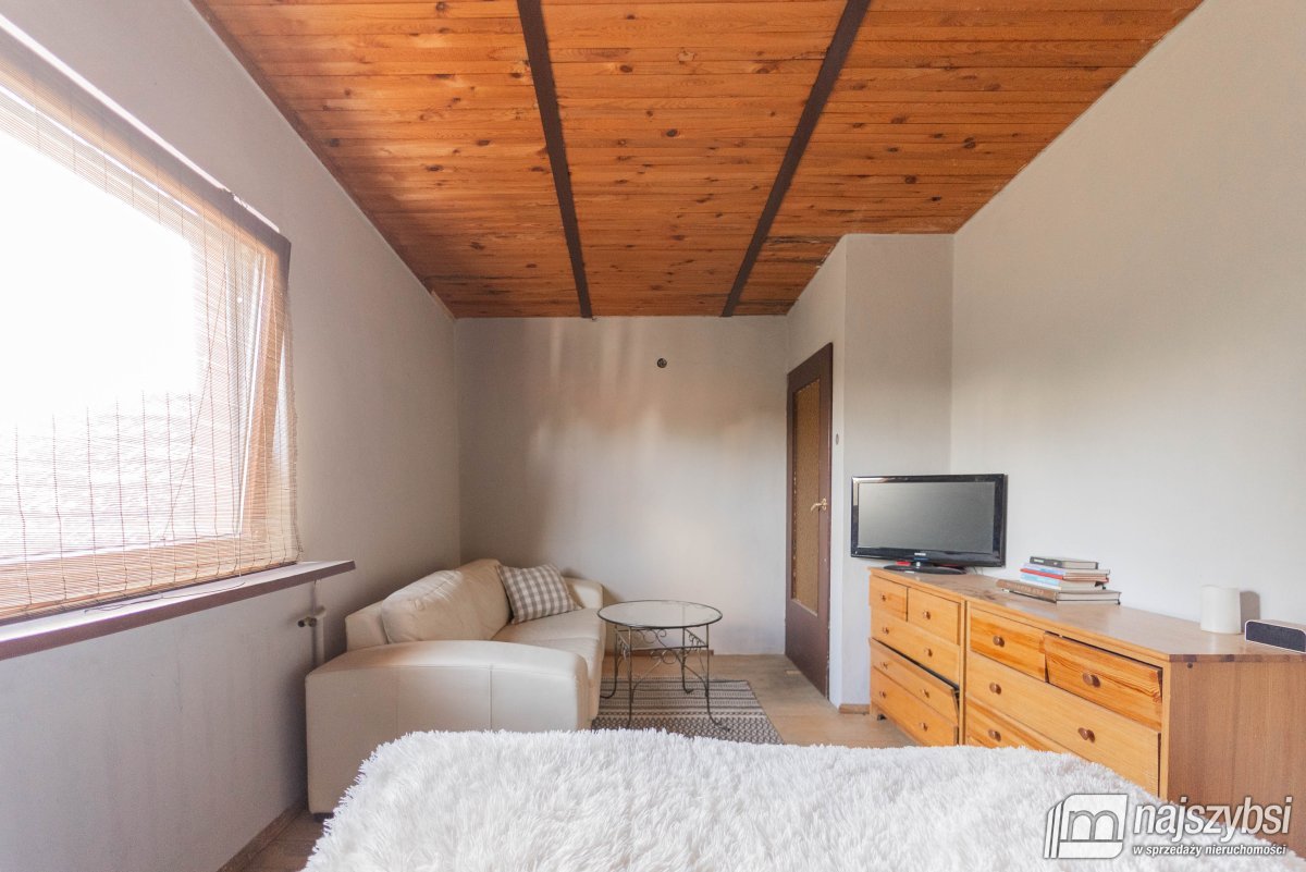 Ińsko - budynek mieszkalno - usługowy 200m od jezi (27)