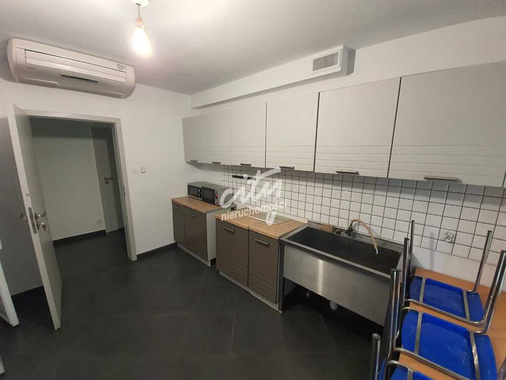 NOWOCZESNY BUDYNEK BIUROWY NA WYNAJEM (10)