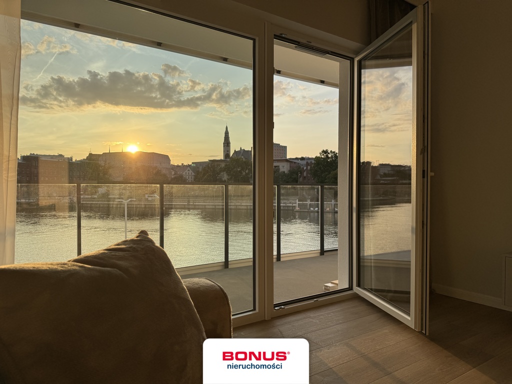 Luksusowe 2 pokoje z widokiem na Odrę – Centrum (6)
