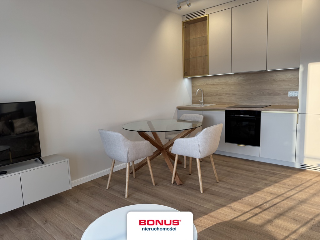 Luksusowe 2 pokoje z widokiem na Odrę – Centrum (5)