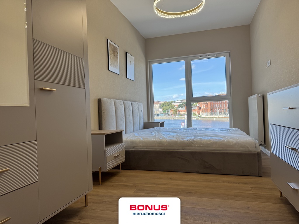 Luksusowe 2 pokoje z widokiem na Odrę – Centrum (10)