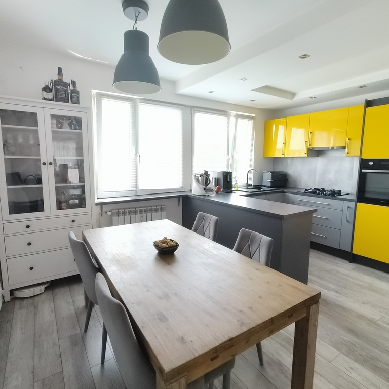 Bohaterów Warszawy, 3-pokojowe mieszkanie, 75 m2. (1)