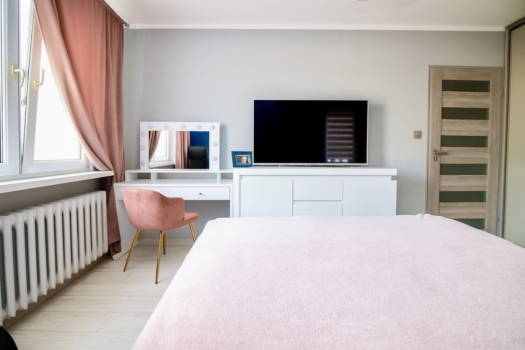 Klimatyczne mieszkanie 2 pokojowe - Os. Hallera (6)