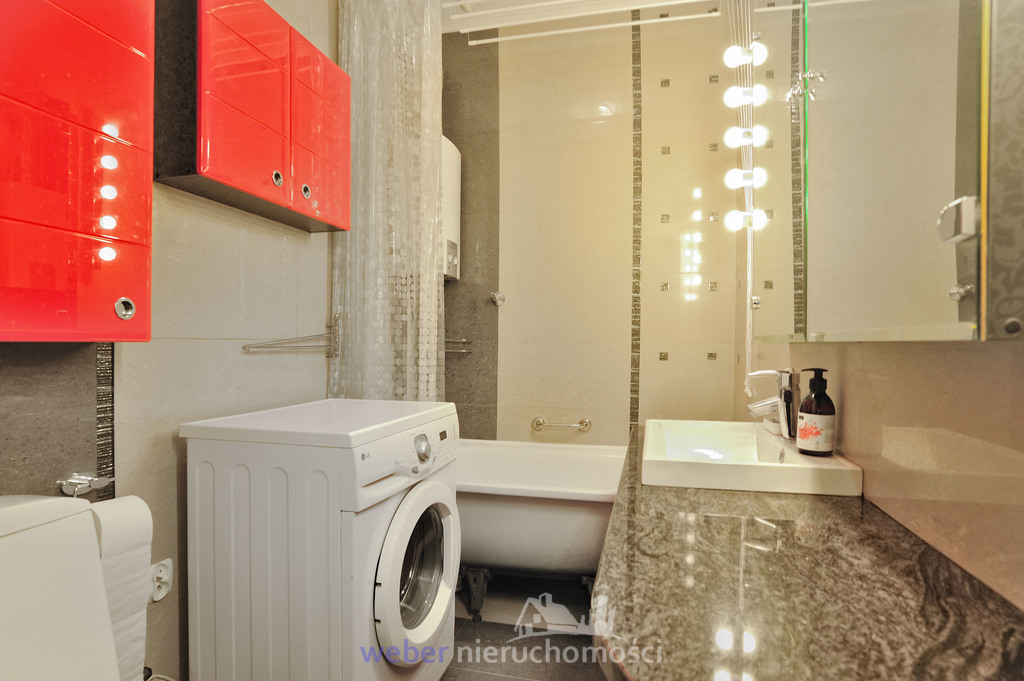 Komfortowe m. na Os.Zawadzkiego z odzielną kuchnią (4)