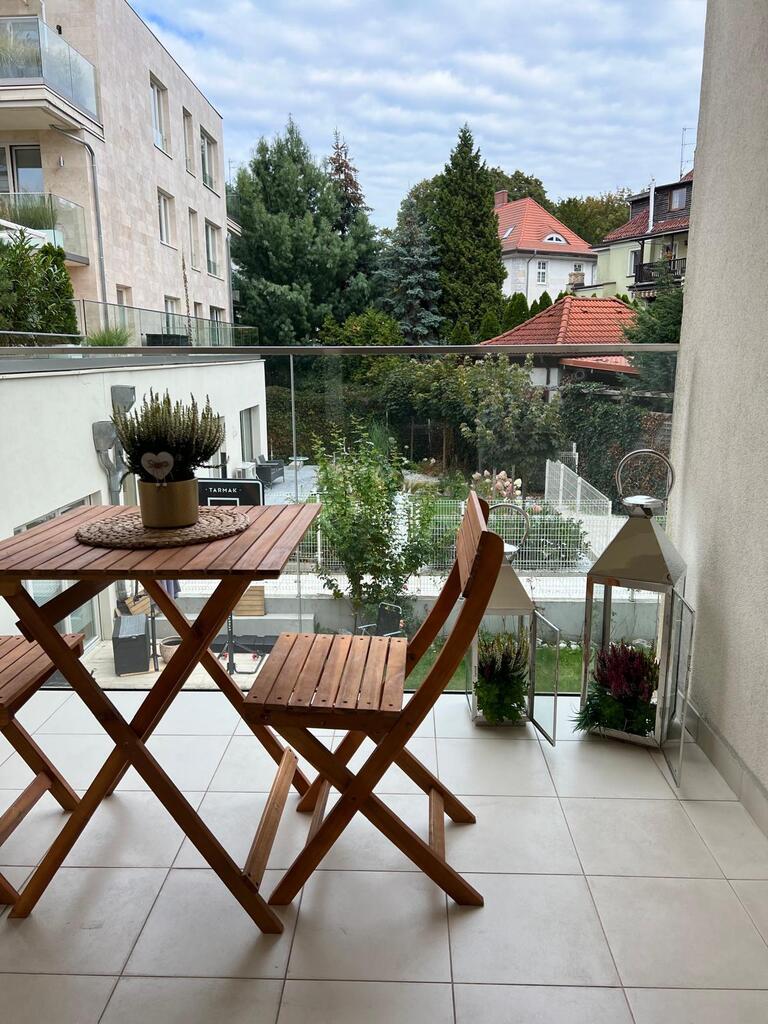 Apartament z garażem przy parku na Pogodnie (16)