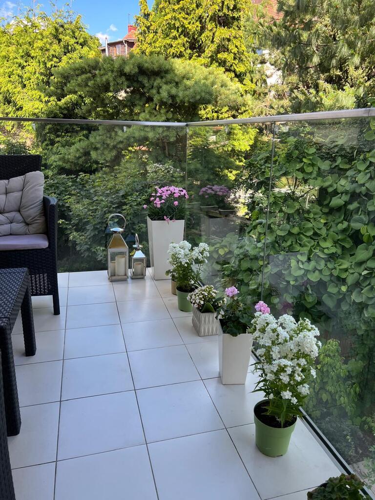 Apartament z garażem przy parku na Pogodnie (9)