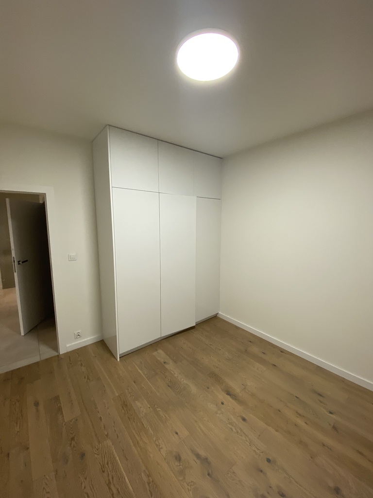 Apartament z garażem przy parku na Pogodnie (5)