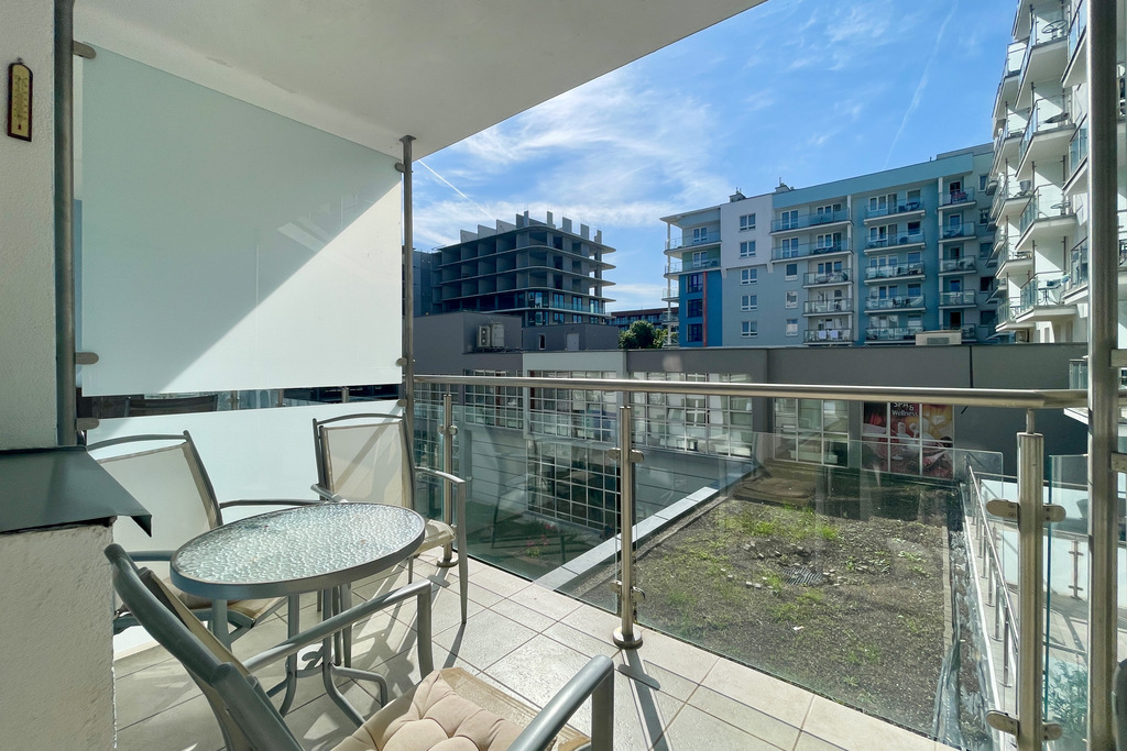 Apartament 1-pokojowy 200 metrów od plaży (2)