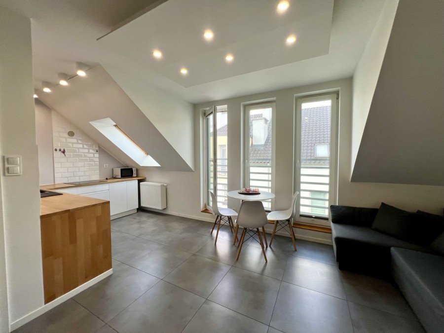 Nowa Kawalerka w Świetnej Lokalizacji Wysoki Stanadrad (2)