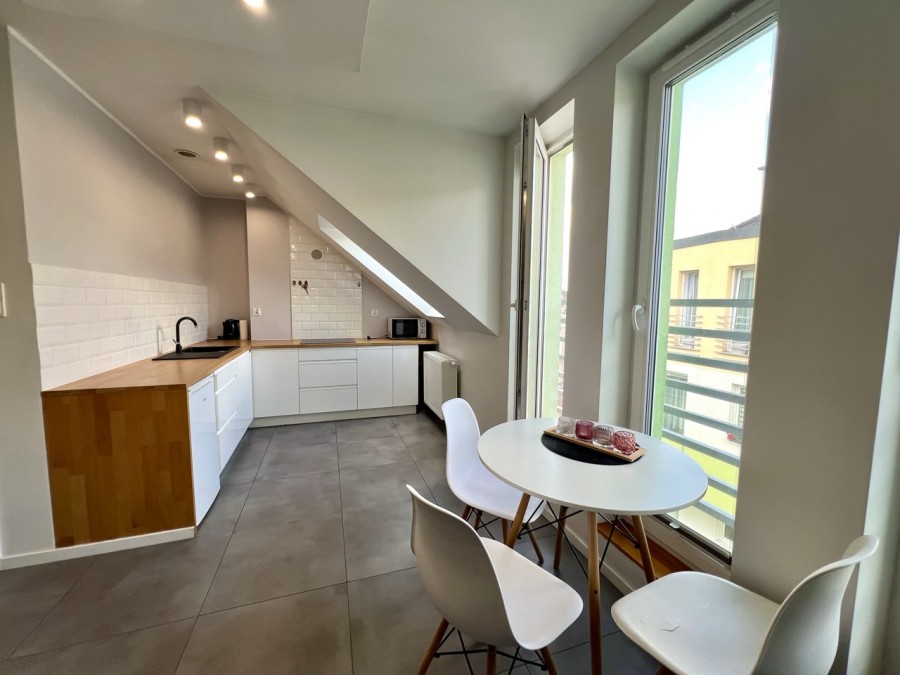 Nowa Kawalerka w Świetnej Lokalizacji Wysoki Stanadrad (3)