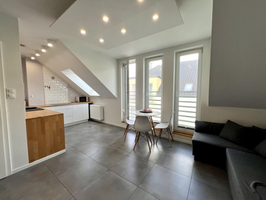 Nowa Kawalerka w Świetnej Lokalizacji Wysoki Stanadrad (4)