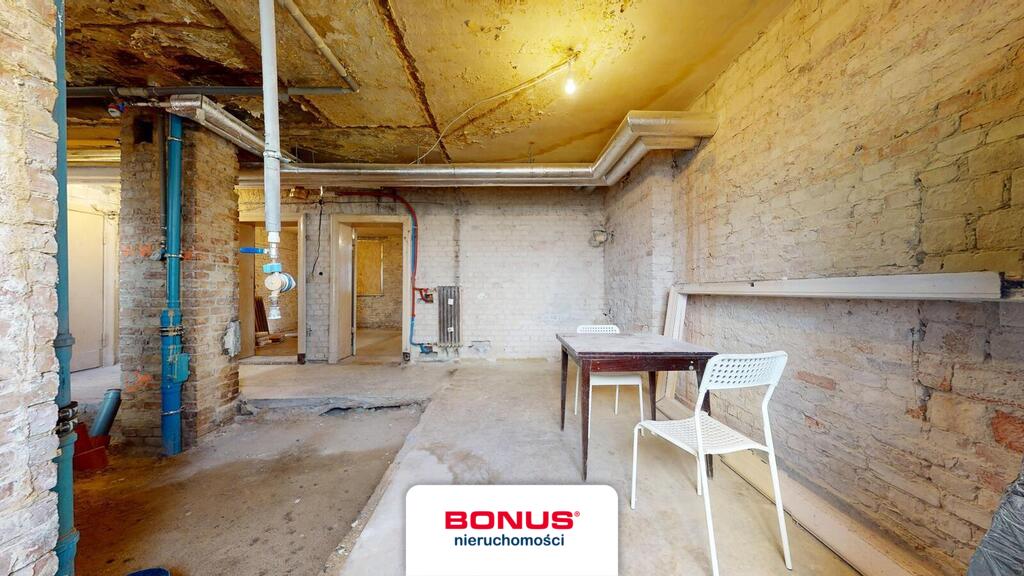 Lokal do własnej aranżacji w dobrej lokalizacji (5)