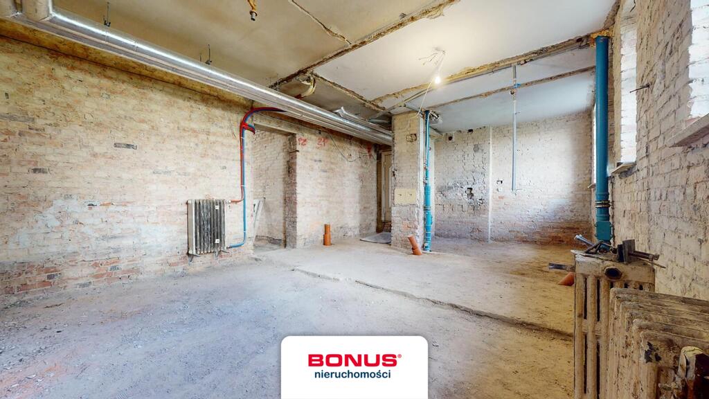 Lokal do własnej aranżacji w dobrej lokalizacji (10)