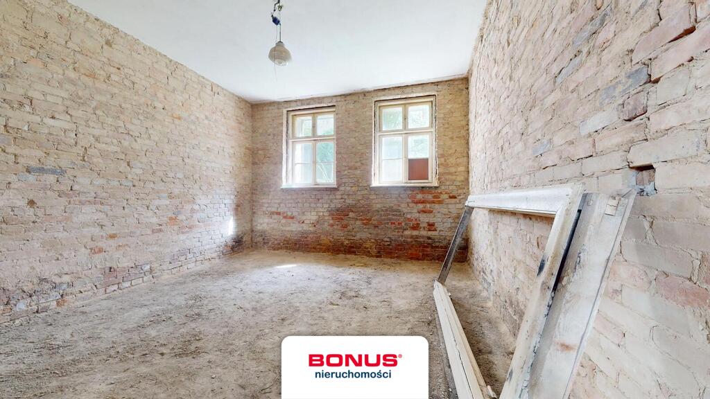 Lokal do własnej aranżacji w dobrej lokalizacji (14)