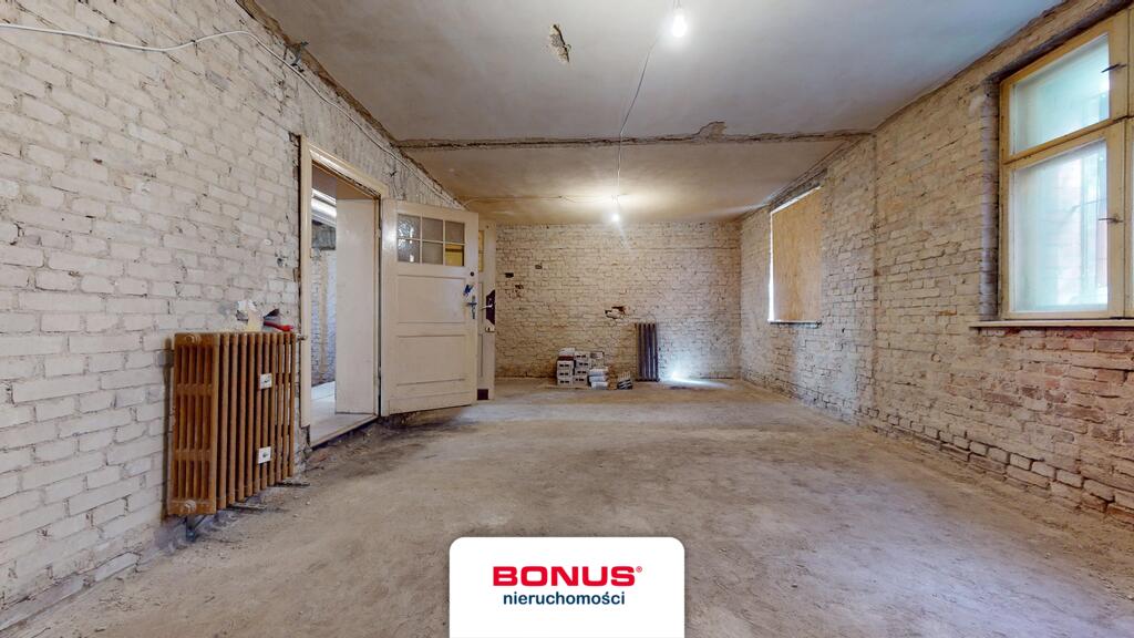 Lokal do własnej aranżacji w dobrej lokalizacji (10)