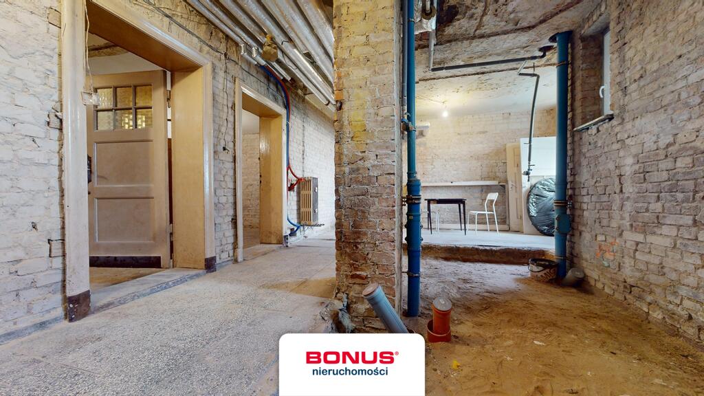 Lokal do własnej aranżacji w dobrej lokalizacji (3)