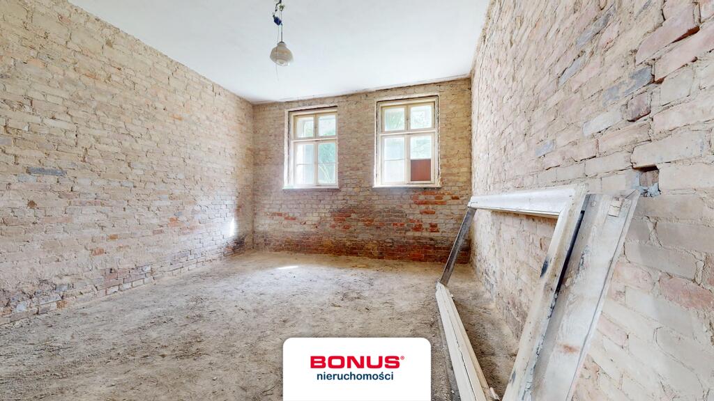 Lokal do własnej aranżacji w dobrej lokalizacji (6)