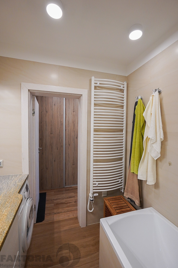 Stare Miasto Apartament 2 pok, + miejsce postojowe (20)