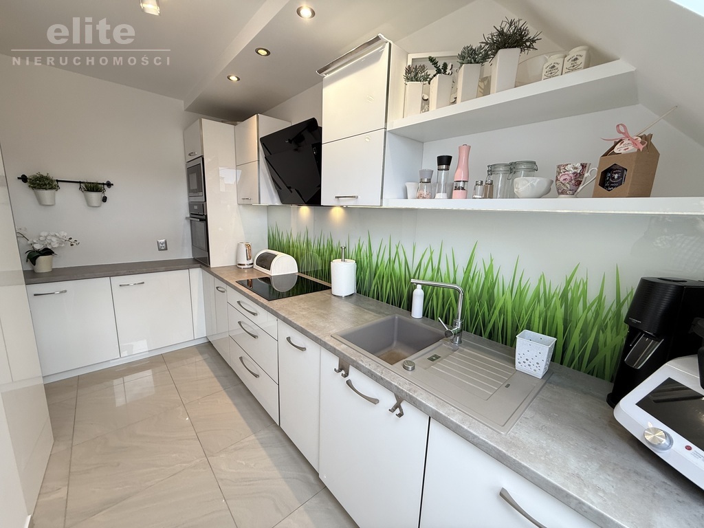 Przecław , 4 pok + piwnica , możliwość garażu (2)