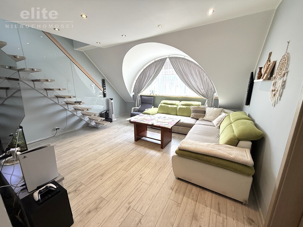 Przecław , 4 pok + piwnica , możliwość garażu (4)