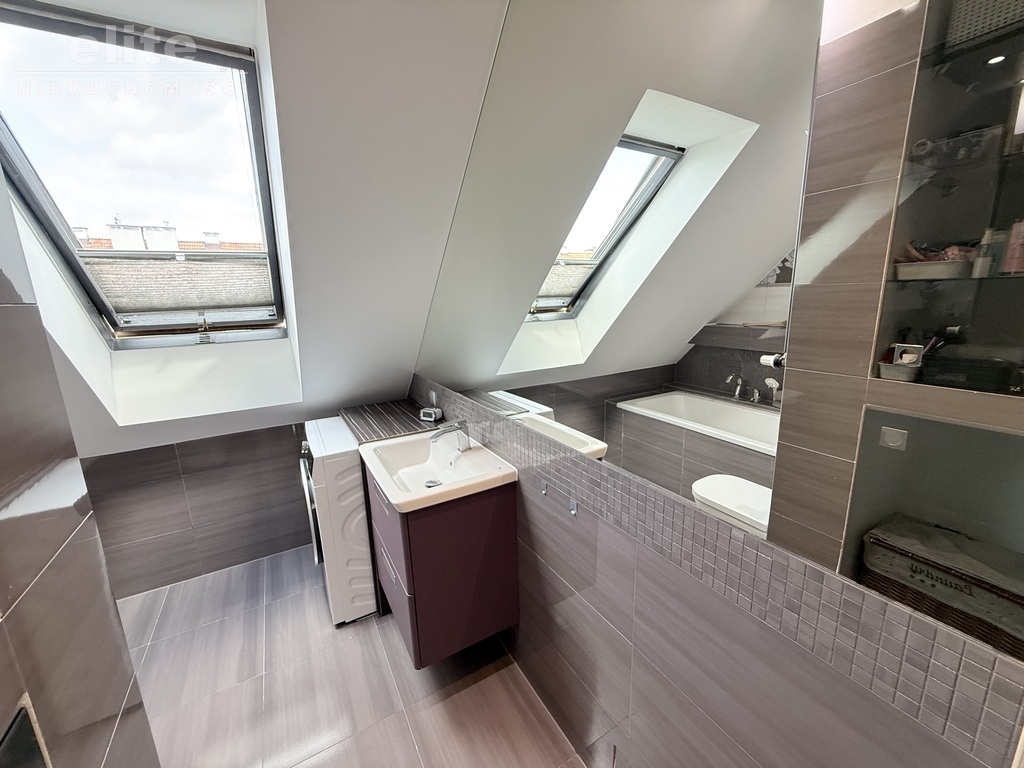 Przecław , 4 pok + piwnica , możliwość garażu (7)