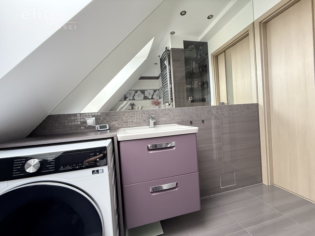 Przecław , 4 pok + piwnica , możliwość garażu (9)