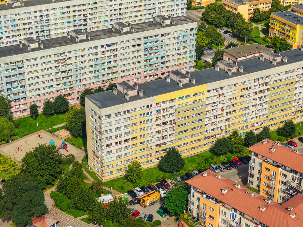 Police kawalerka na 8 piętrze z widokiem na las (1)