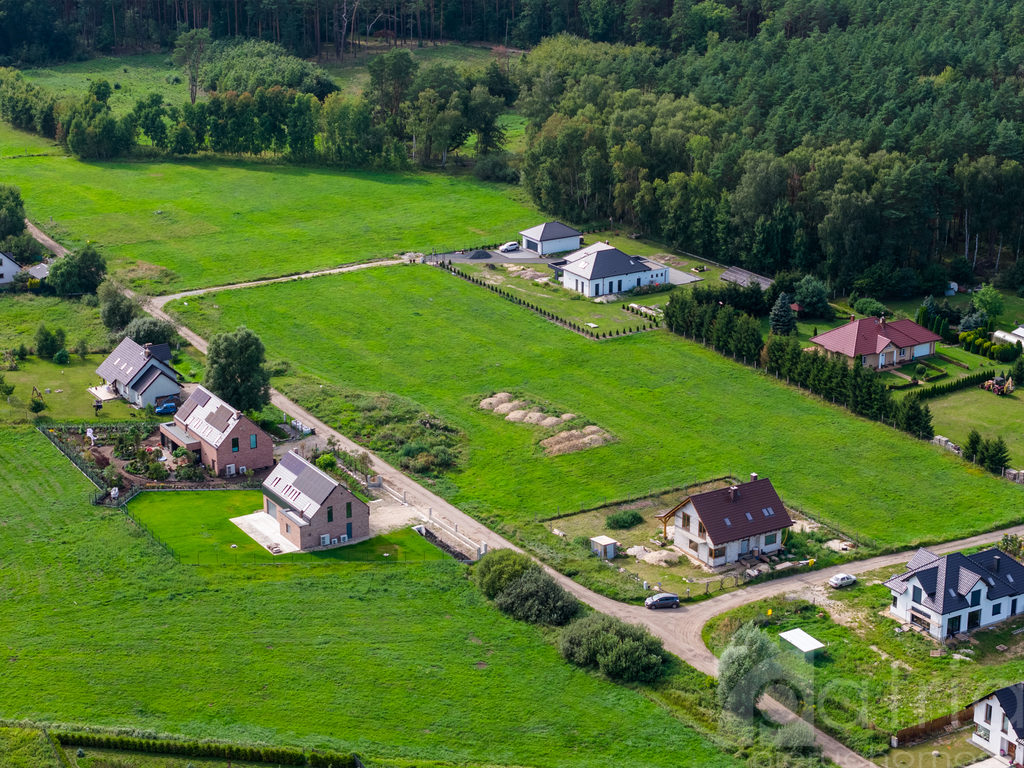 Działka niedaleko lasu o powierzchni 1331 m2 (6)