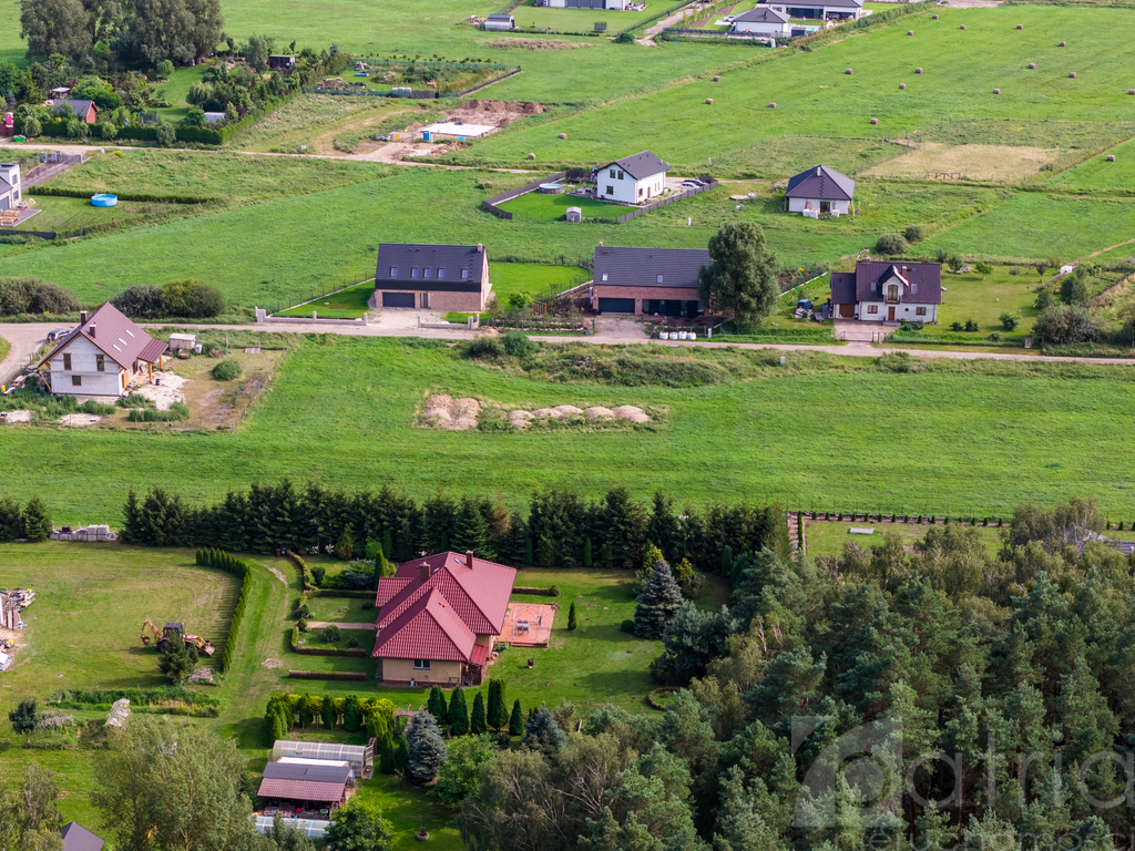 Działka niedaleko lasu o powierzchni 1331 m2 (7)