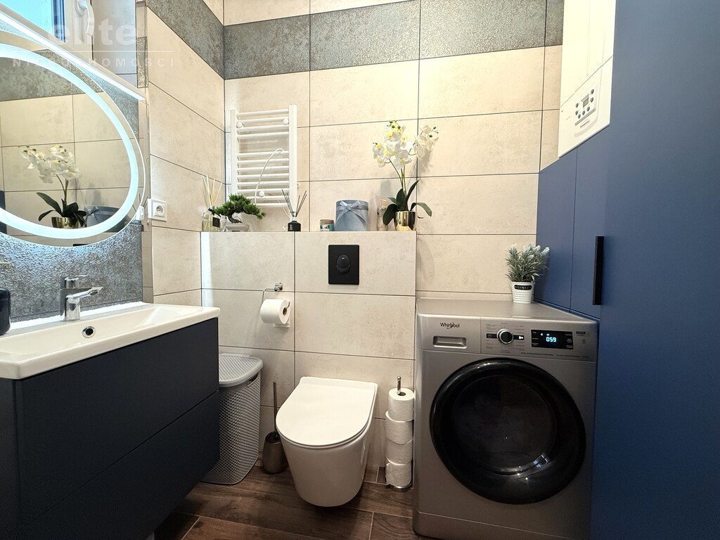 Szeregowiec skrajny 3pok + garaż 25m2 + 1 m.p (10)