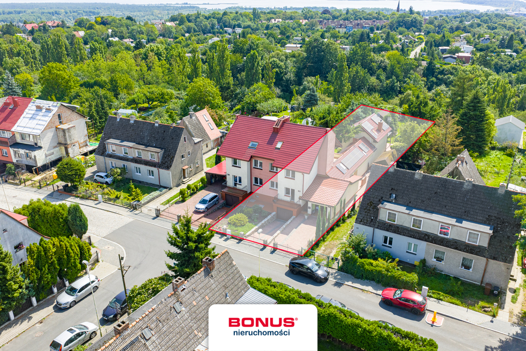 Dwa niezależne domy w jednej nieruchomości (2)