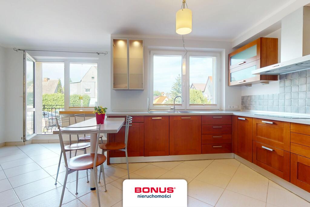 Dwa niezależne domy w jednej nieruchomości (20)