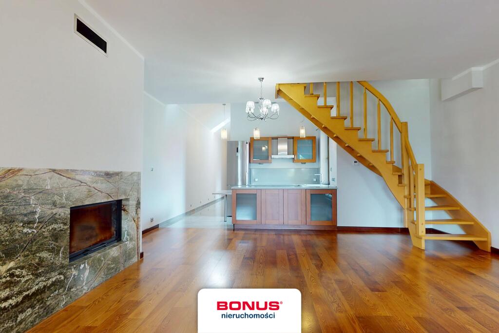 Dwa niezależne domy w jednej nieruchomości (7)