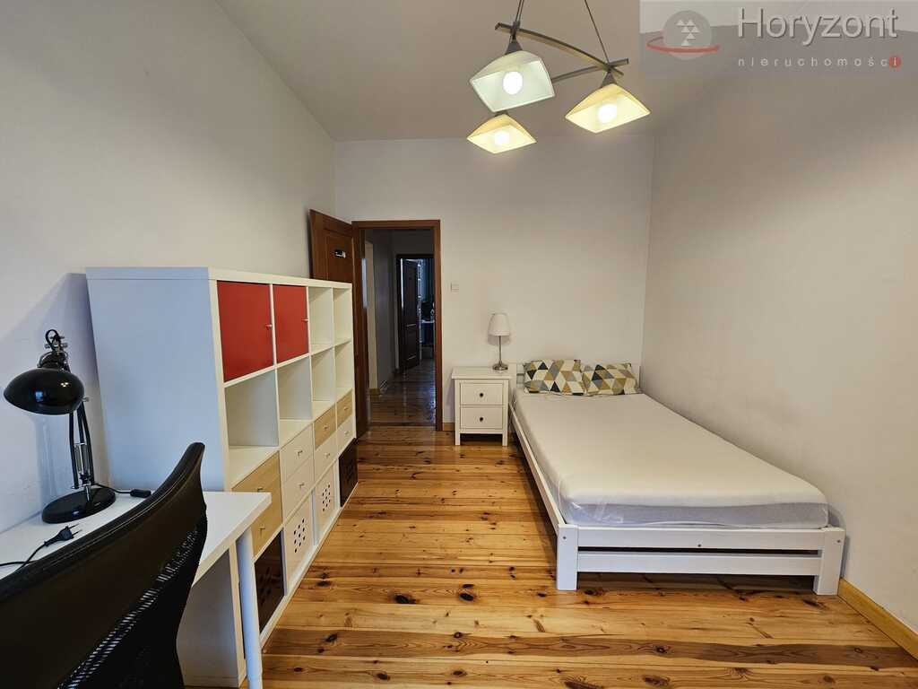 3pok. 76m2, 1992r. w Centrum (8)