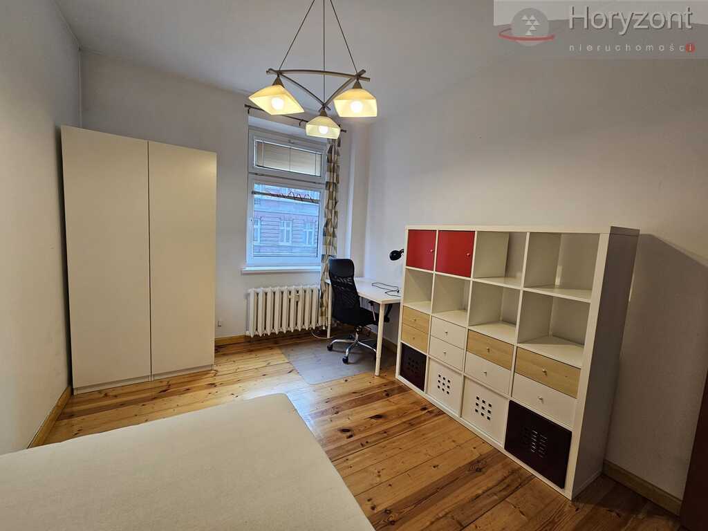 3pok. 76m2, 1992r. w Centrum (7)