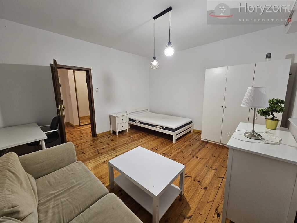 3pok. 76m2, 1992r. w Centrum (2)