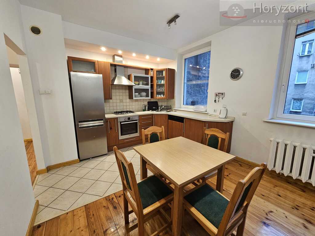 3pok. 76m2, 1992r. w Centrum (3)