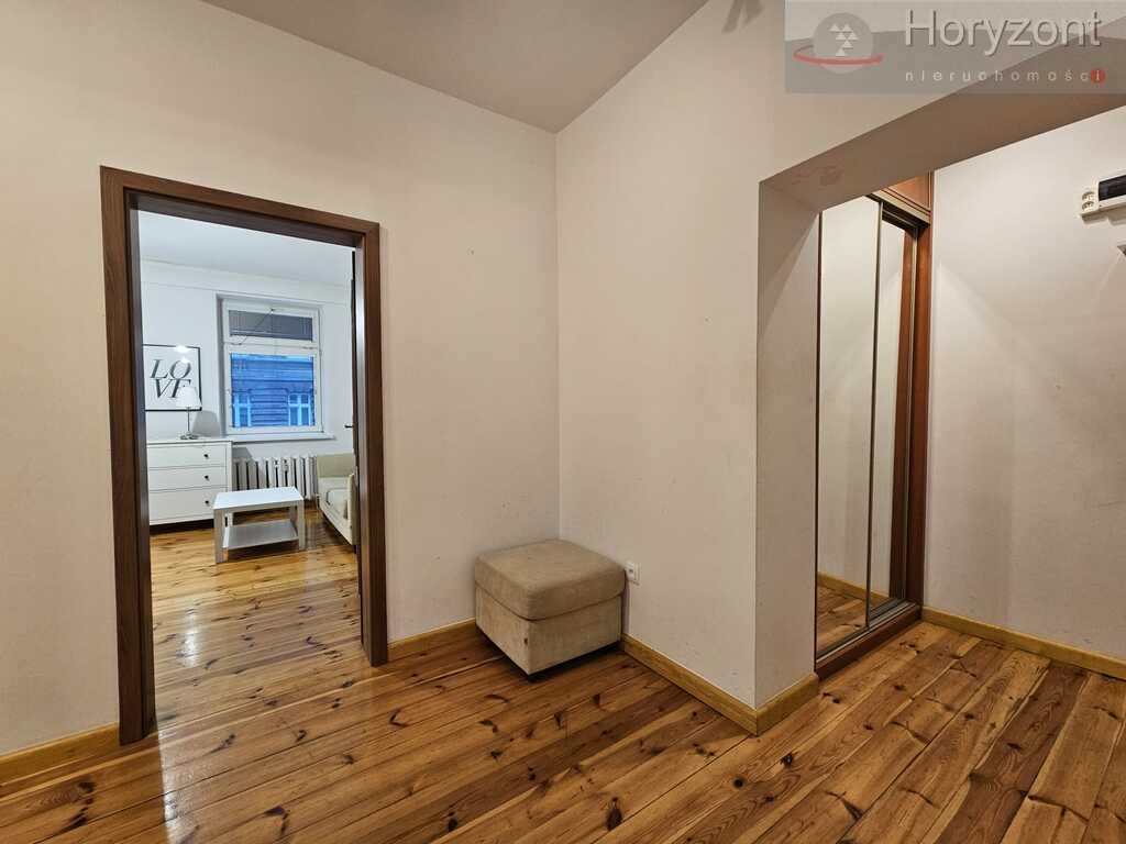 3pok. 76m2, 1992r. w Centrum (11)