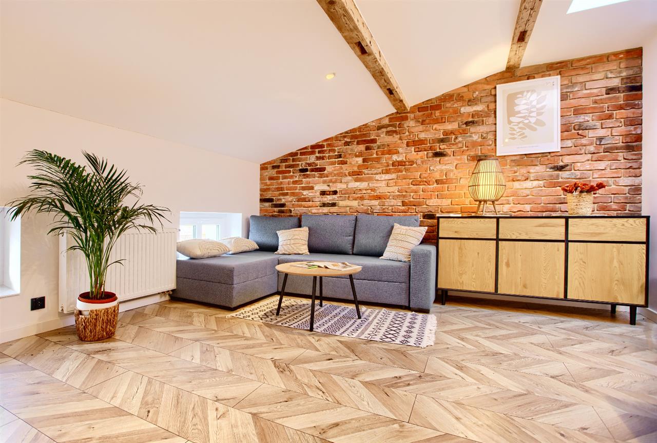 Piękna kawalerka w centrum miasta! (3)