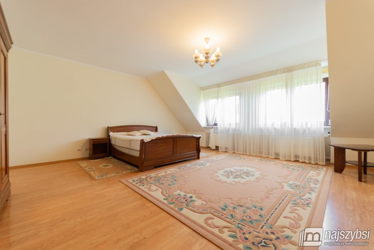 Szczecin - Przestronny dom na Gumieńcach (9)