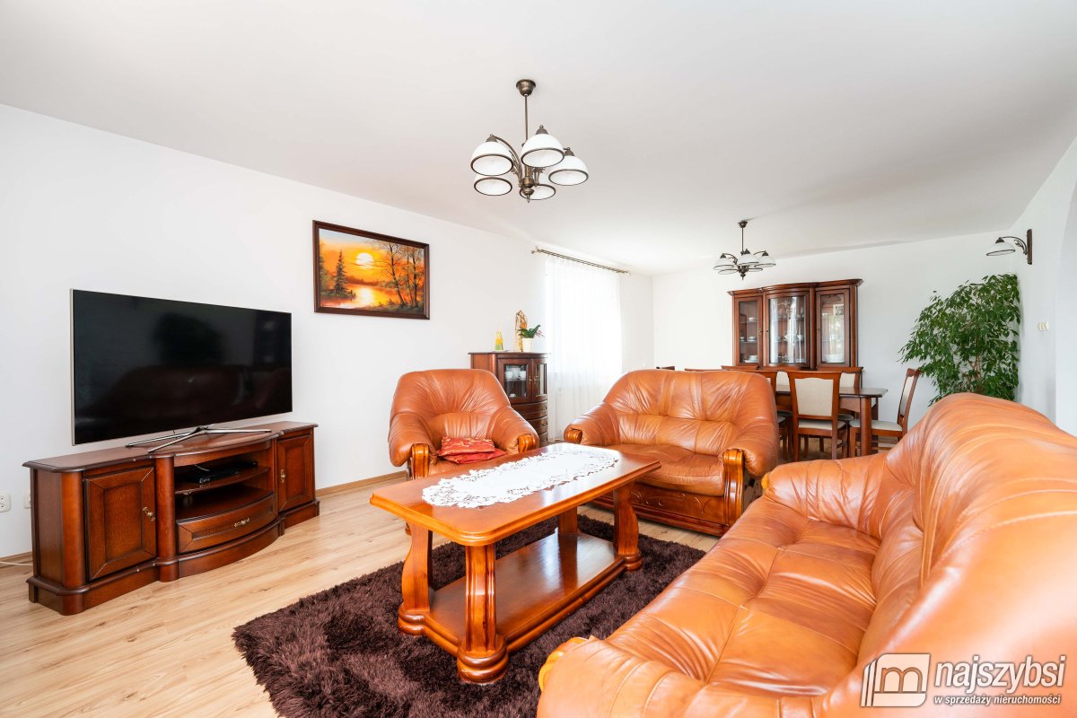 Sianożęty - duży 2 piętrowy dom blisko morza (14)