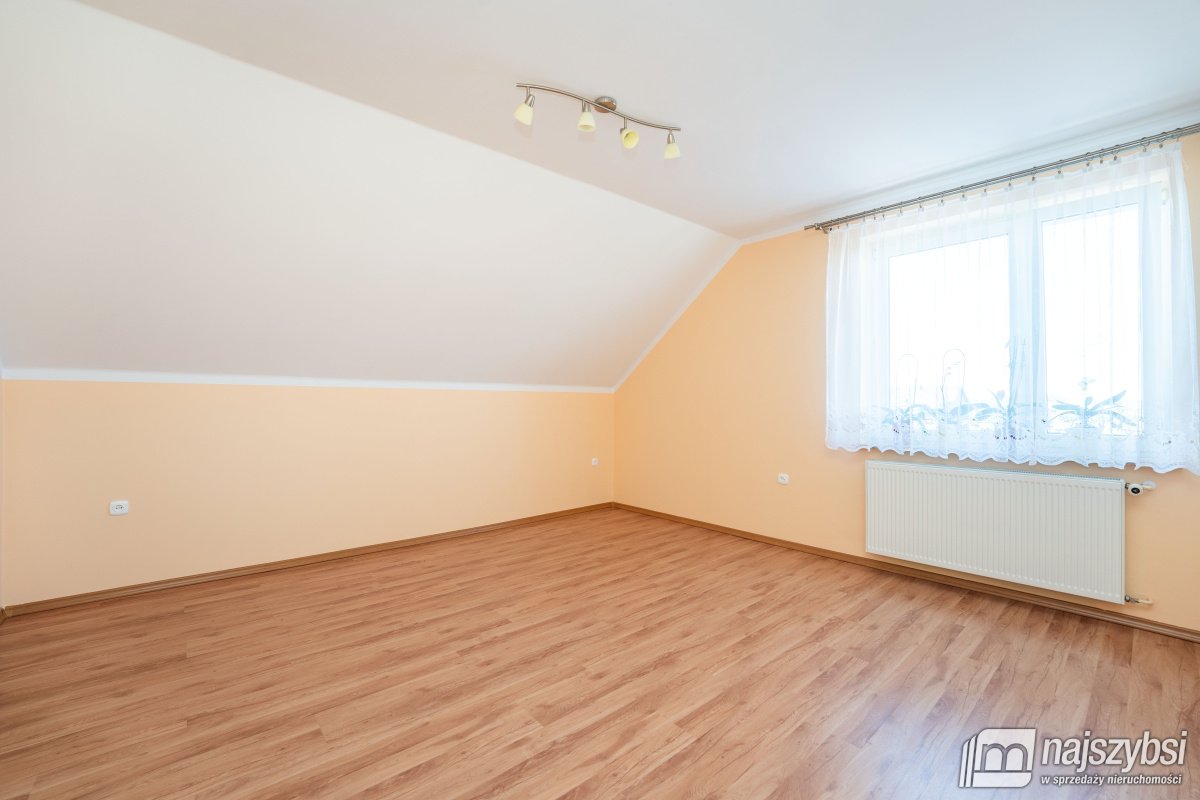 Sianożęty - duży 2 piętrowy dom blisko morza (5)