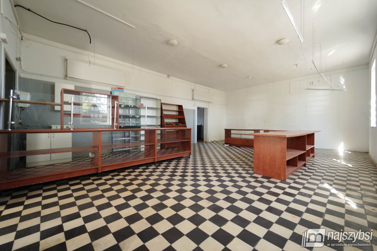 Mechowo - duży budynek mieszkalno-usługowy na sprz (1)