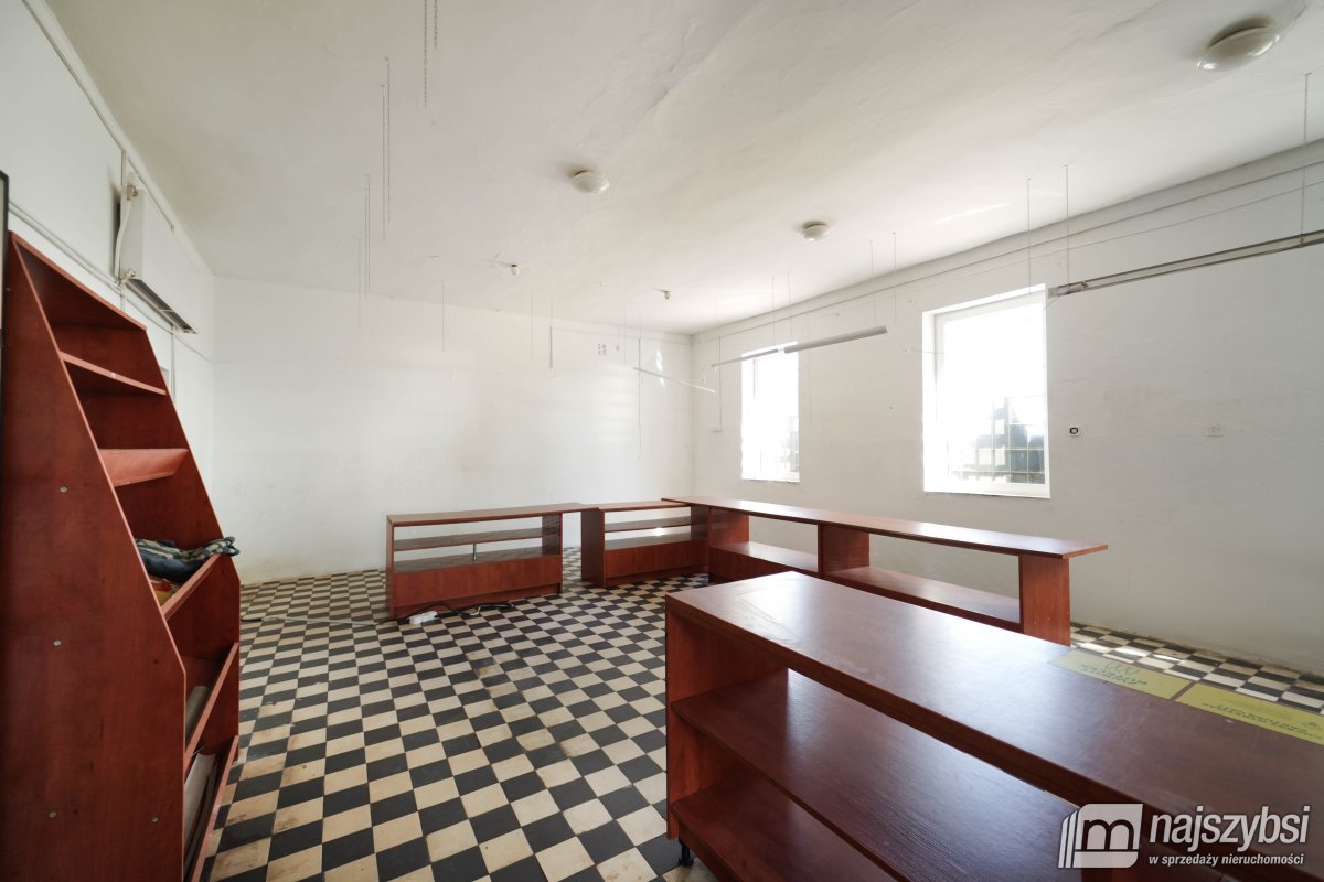 Mechowo - duży budynek mieszkalno-usługowy na sprz (12)